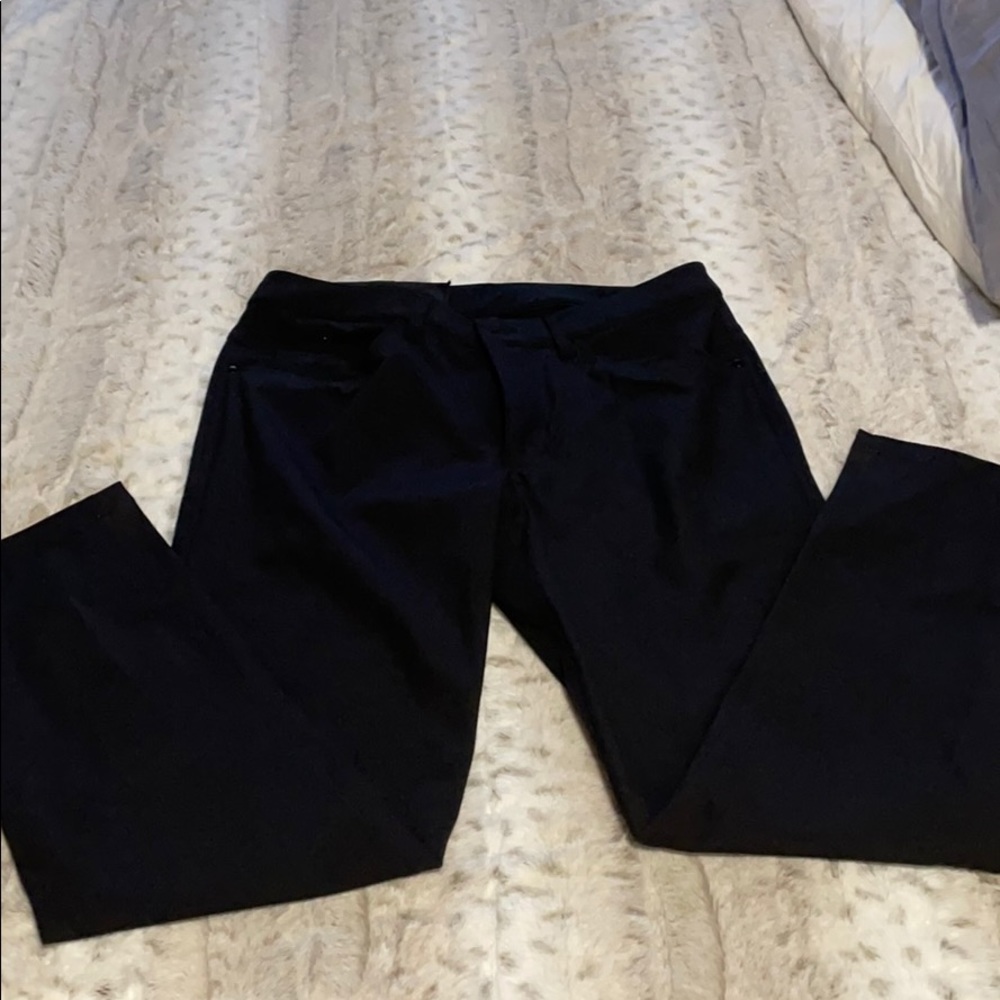 Black lulu lemon pants